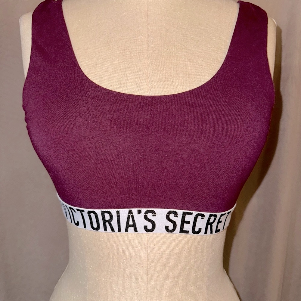 VS Pink sports bra